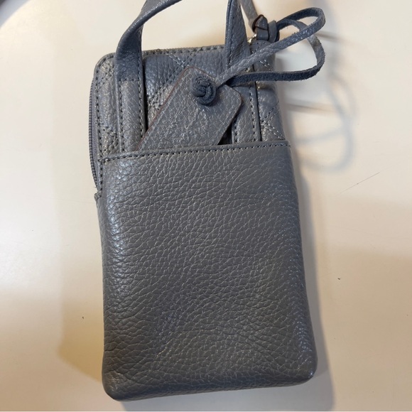 Clarks Dark Gray Leather Quilted Pattern Haft Zip closure Crossbody Bag NWOT - Picture 6 of 14